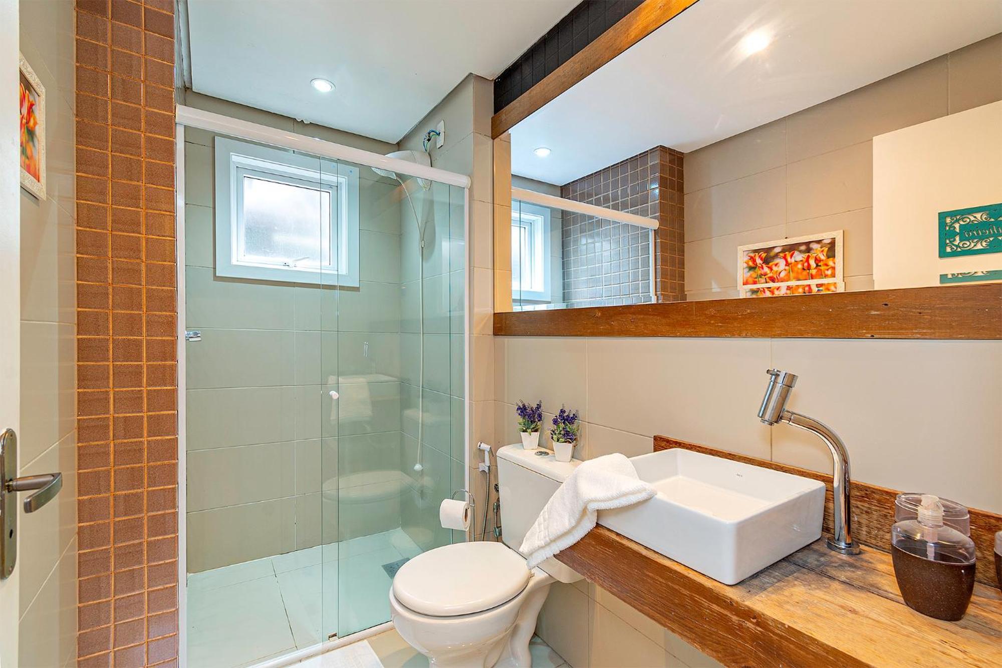 5min Da Rua Coberta, Acomoda 7 Apartamento *